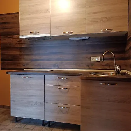 Astara アパート *