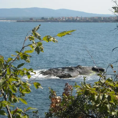 Astara アパート *