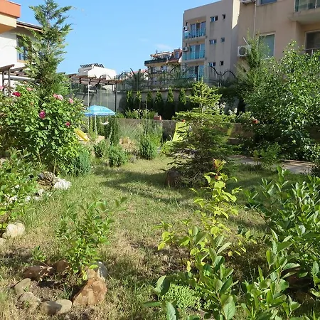 アパート Astara *