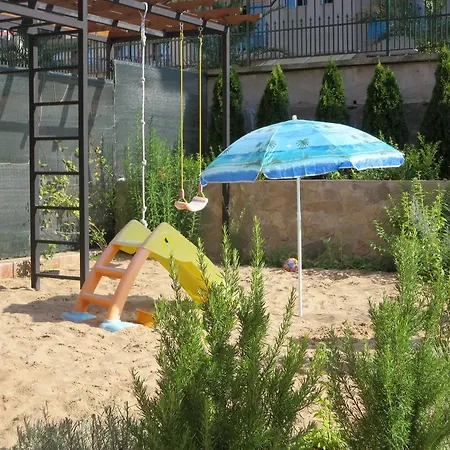 Апартамент Astara